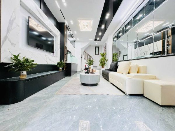 Bán nhà Khương Trung, Thanh Xuân, DT 30m2, 4 tầng, Mt 3.4m, 8.95 tỷ, Nội thất đẹp, Có sổ